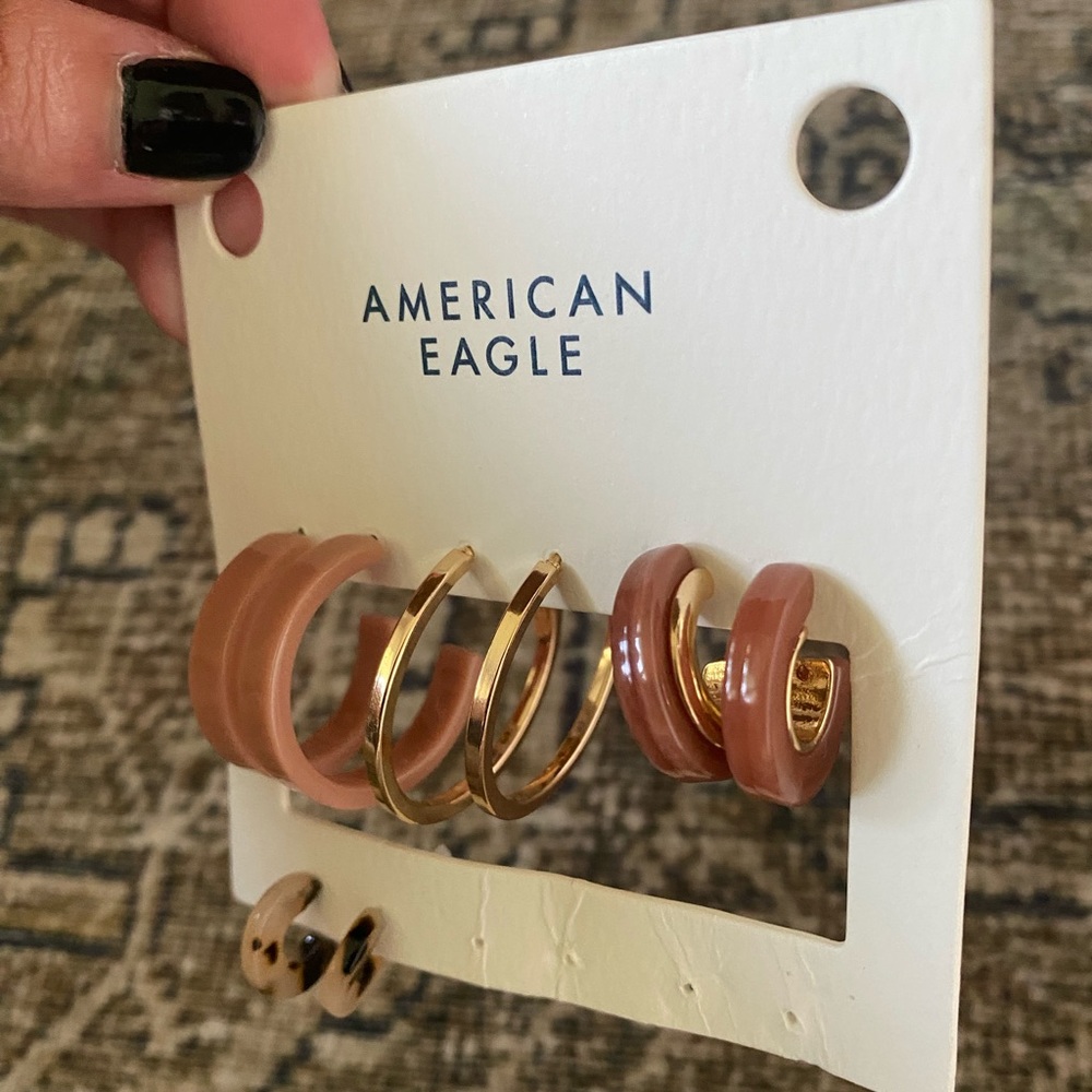 Earring Set - Picture 6 of 7